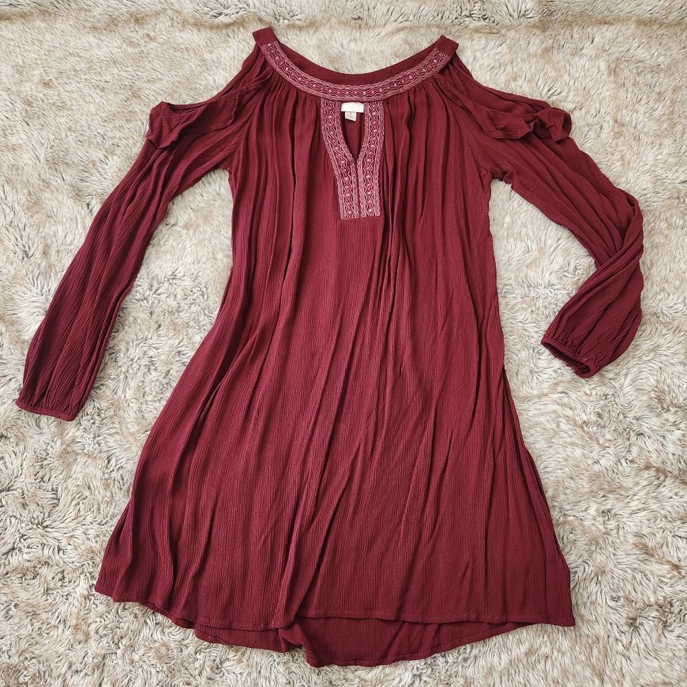 Knox Rose Cold‎ Shoulder Embroidered Trim Knee Length Dress Red Size Medium